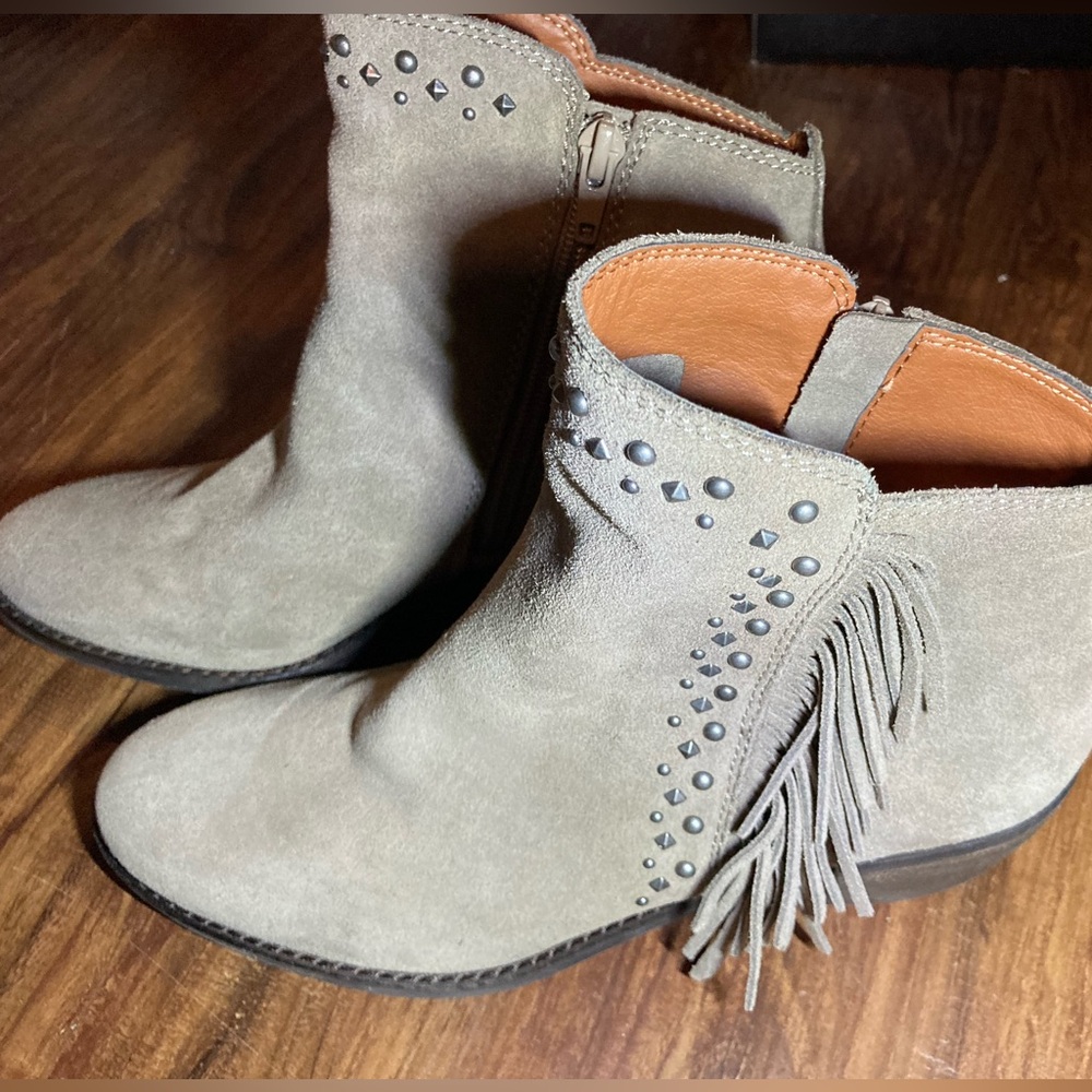 Fringed beaded ankle boots